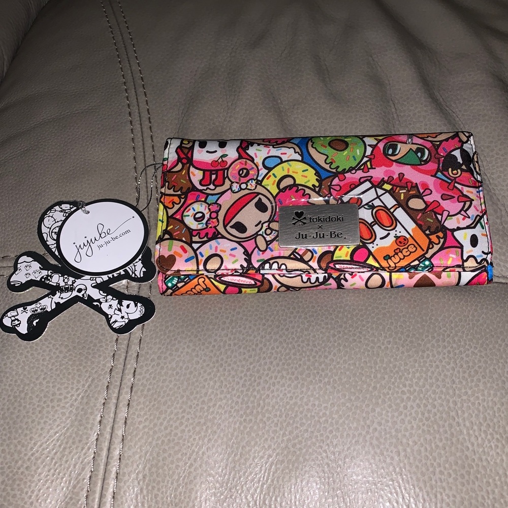 NWT TokidokiXJu-Ju-Be Long Wallet
